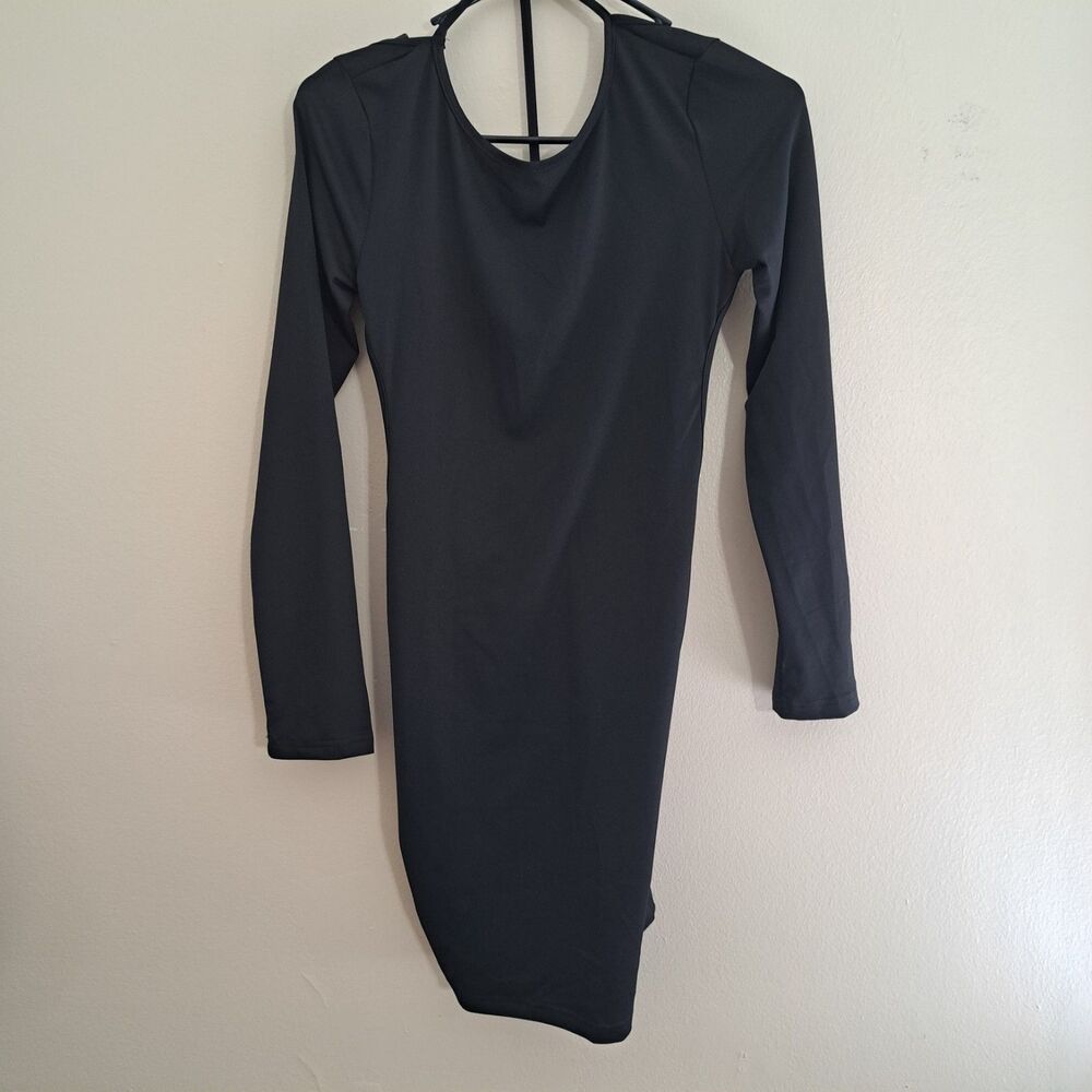 Medium Sexy Backless Black Long Sleeve Round Neck Sleek Mini Dress Bodycon